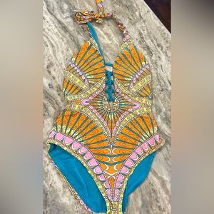 Trina Turk Women’s Capri Printed Lace Up Front One Piece Swimsuit Size 6 NWOT